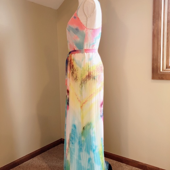 VICTORIA’S SECRET KNIFE PLEAT MAXI SKIRT - Picture 4 of 8